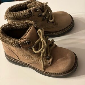 Never Warn Suede Emergency Exit Deanna boots